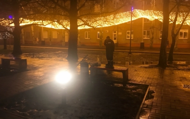 Жители Запорожской области изрядно насвинячили в новогоднюю ночь (ФОТО) Фото № 1 Жители Запорожской области изрядно насвинячили в новогоднюю ночь (ФОТО) Фото № 1