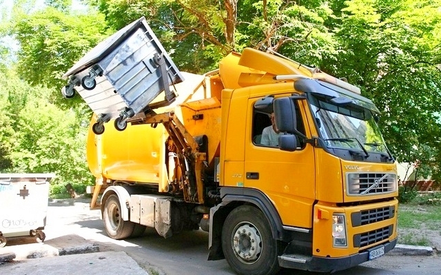 В Запорожье после празднования Дня металлурга вывезли 6 тонн мусора Фото № 0 В Запорожье после празднования Дня металлурга вывезли 6 тонн мусора Фото № 0
