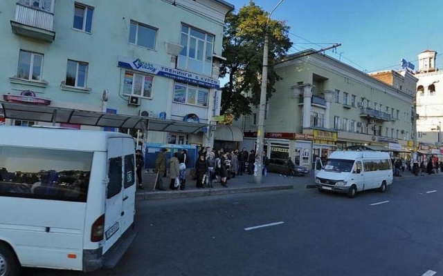 В Запорожье обрушилась остановка (ФОТО) Фото № 1 В Запорожье обрушилась остановка (ФОТО) Фото № 1