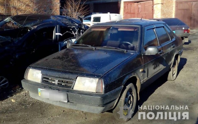 Правоохранители задержали пьяного мужчину, который угнал автомобиль Фото № 0 Правоохранители задержали пьяного мужчину, который угнал автомобиль Фото № 0