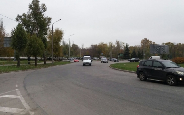 Возле «Дубовки» разбились два «Ниссана» (ФОТО) Фото № 0 Возле «Дубовки» разбились два «Ниссана» (ФОТО) Фото № 0