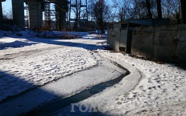 В Запорожье появилась зловонная река Фото № 1 В Запорожье появилась зловонная река Фото № 1