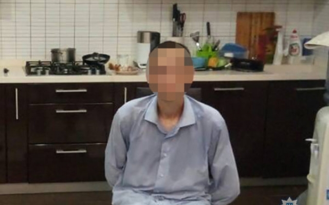 Мужчина насильно удерживал вора в своем доме (ФОТО) Фото № 1 Мужчина насильно удерживал вора в своем доме (ФОТО) Фото № 1