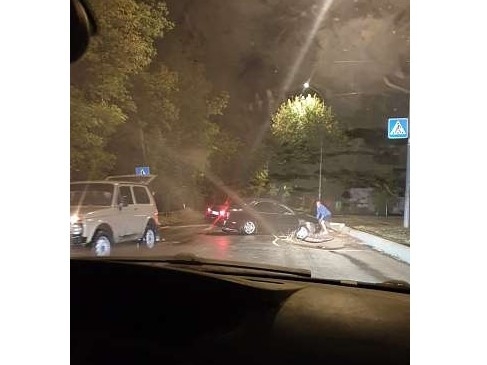 На запорожском курорте автомобиль На запорожском курорте автомобиль