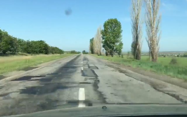 Известный запорожец высказался по поводу дороги на Бердянск (ФОТО, ВИДЕО) Фото № 2 Известный запорожец высказался по поводу дороги на Бердянск (ФОТО, ВИДЕО) Фото № 2