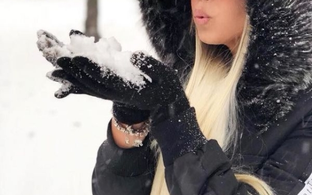 В Запорожье осваивается роскошная подруга футболиста из Бразилии (ФОТО) Фото № 1 В Запорожье осваивается роскошная подруга футболиста из Бразилии (ФОТО) Фото № 1