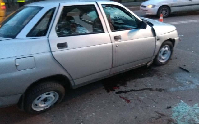 В Запорожье произошло массовое ДТП: Людей вырезали из авто (ФОТО) Фото № 8 В Запорожье произошло массовое ДТП: Людей вырезали из авто (ФОТО) Фото № 8