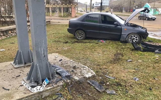 ДТП в Запорожской области: Иномарка ДТП в Запорожской области: Иномарка