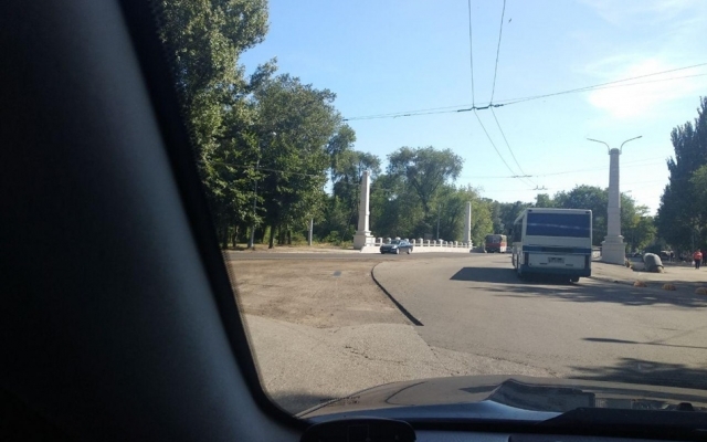 На проспекте Металлургов открыли обновленный путепровод (ФОТО) Фото № 0 На проспекте Металлургов открыли обновленный путепровод (ФОТО) Фото № 0