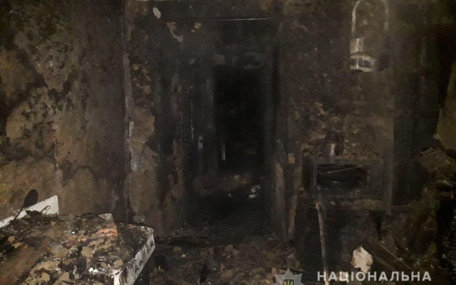 Жуткая трагедия: Во время пожара в частном доме погибли дети, их мать покончила с жизнью Фото № 0 Жуткая трагедия: Во время пожара в частном доме погибли дети, их мать покончила с жизнью Фото № 0