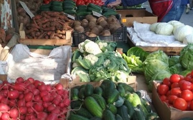 На рынках Запорожья подорожал картофель и подешевела клубника Фото № 1 На рынках Запорожья подорожал картофель и подешевела клубника Фото № 1