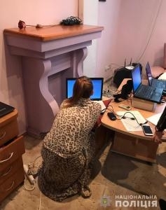 В Запорожье разоблачили группу по производству онлайн порноконтента (ФОТО, ВИДЕО) Фото № 1 В Запорожье разоблачили группу по производству онлайн порноконтента (ФОТО, ВИДЕО) Фото № 1