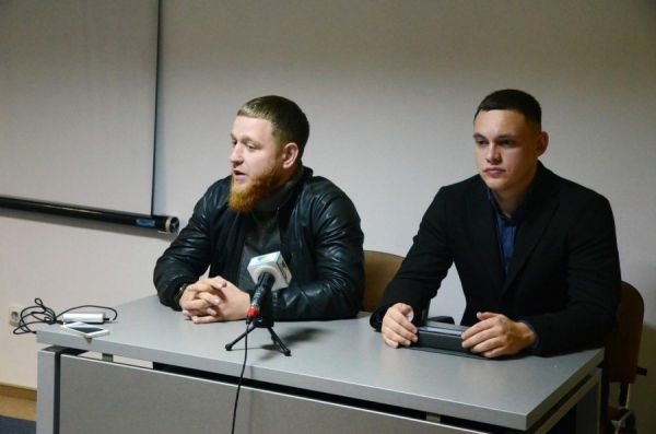 Почти десять лет был Почти десять лет был