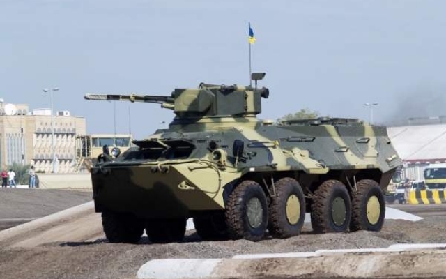 Появилось видео, как на улицы Запорожья выехала военная техника Фото № 0 Появилось видео, как на улицы Запорожья выехала военная техника Фото № 0