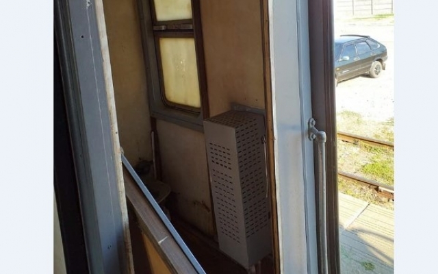 В пригородном поезде Запорожья пассажиры отказываются платить за проезд из-за нечеловеческих условий (ФОТО) Фото № 0 В пригородном поезде Запорожья пассажиры отказываются платить за проезд из-за нечеловеческих условий (ФОТО) Фото № 0
