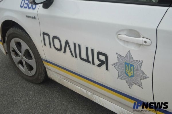 В Запорожье продавщица В Запорожье продавщица