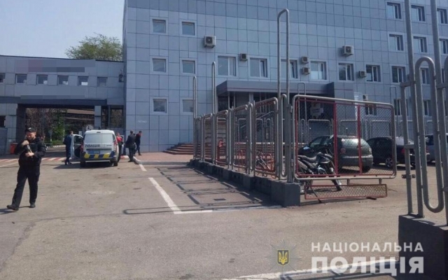 Заминировано уже 4 завода: В полиции дали комментарий (ФОТО) Фото № 0 Заминировано уже 4 завода: В полиции дали комментарий (ФОТО) Фото № 0