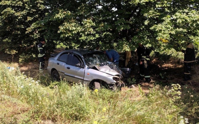 В Запорожской области водителя зажало в авто после серьезной аварии: Появились фото с места ДТП Фото № 1 В Запорожской области водителя зажало в авто после серьезной аварии: Появились фото с места ДТП Фото № 1