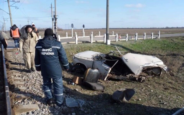 В Запорожской области поезд В Запорожской области поезд