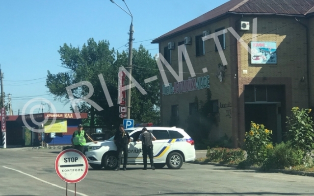 Под Запорожьем объявлен план-перехват, на выезде - большие пробки (ФОТО) Фото № 5 Под Запорожьем объявлен план-перехват, на выезде - большие пробки (ФОТО) Фото № 5