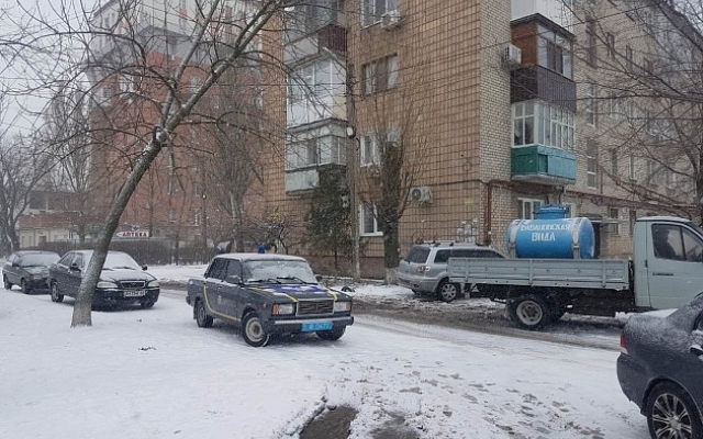 ЧП в Бердянске: Преступник подорвал гранатой себя и правоохранителей (ФОТО) Фото № 2 ЧП в Бердянске: Преступник подорвал гранатой себя и правоохранителей (ФОТО) Фото № 2
