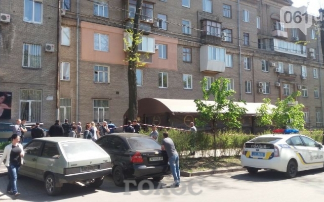 Правоохранители воюют с популярным запорожским кафе Фото № 6 Правоохранители воюют с популярным запорожским кафе Фото № 6