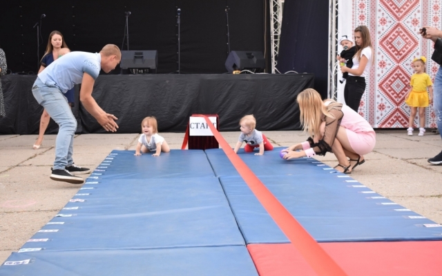 Младенцы в Запорожской области устроили «BABY cross» (ФОТО) Фото № 5 Младенцы в Запорожской области устроили «BABY cross» (ФОТО) Фото № 5