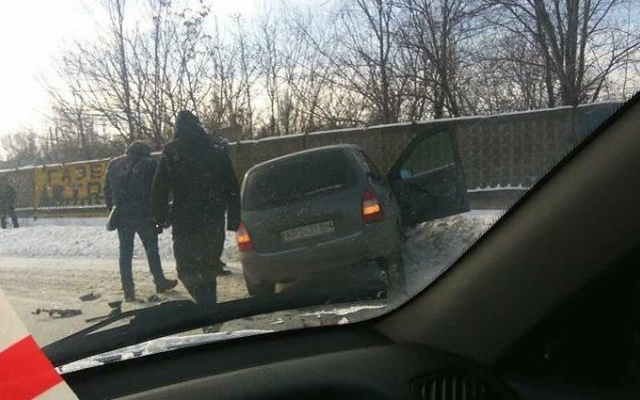 Опубликованы фото сегодняшней аварии на Набережной Фото № 1 Опубликованы фото сегодняшней аварии на Набережной Фото № 1
