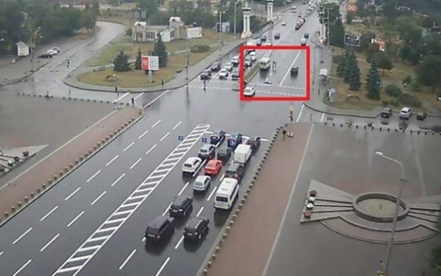 В сети появилась подборка самых крупных аварий с маршрутками в Запорожье (ФОТО) Фото № 3 В сети появилась подборка самых крупных аварий с маршрутками в Запорожье (ФОТО) Фото № 3