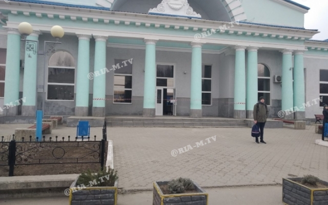 Фотофакт: В Запорожской области посреди зимы начали ремонт железнодорожного вокзала Фото № 6 Фотофакт: В Запорожской области посреди зимы начали ремонт железнодорожного вокзала Фото № 6