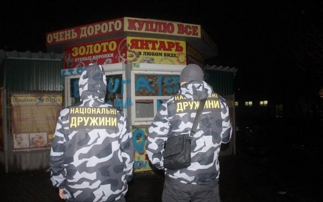 Запорожскому активисту из Национальной дружины пытались перерезать горло Фото № 0 Запорожскому активисту из Национальной дружины пытались перерезать горло Фото № 0