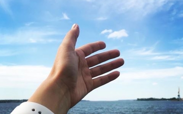 В Запорожье случайные прохожие спасли жизнь мужчине Фото № 0 В Запорожье случайные прохожие спасли жизнь мужчине Фото № 0