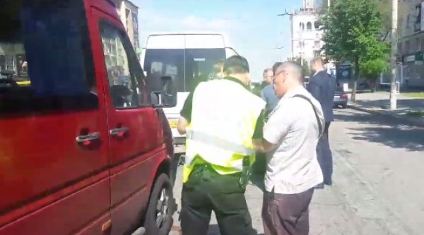 В сети появилась подборка самых крупных аварий с маршрутками в Запорожье (ФОТО) Фото № 0 В сети появилась подборка самых крупных аварий с маршрутками в Запорожье (ФОТО) Фото № 0