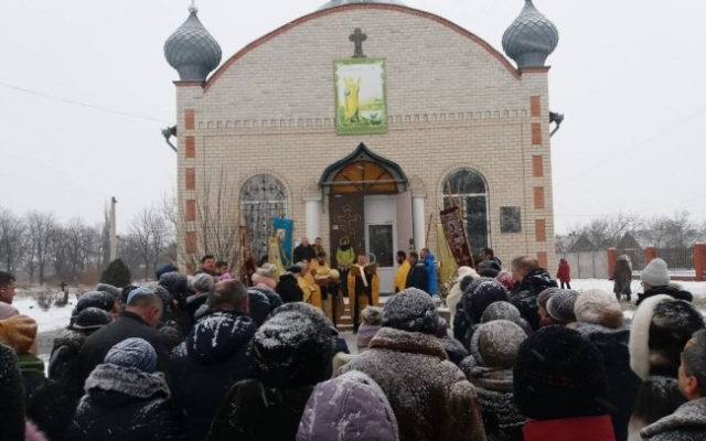 Крестный ход объединил жителей Мелитополя для общей молитвы (ФОТО) Фото № 0 Крестный ход объединил жителей Мелитополя для общей молитвы (ФОТО) Фото № 0