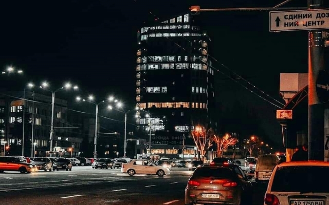 В сети показали удивительные фотоснимки ночного Запорожья Фото № 5 В сети показали удивительные фотоснимки ночного Запорожья Фото № 5