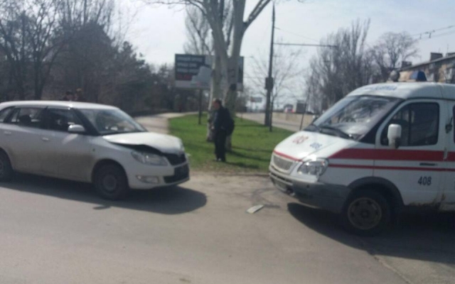 В центре Запорожья в ДТП попала В центре Запорожья в ДТП попала