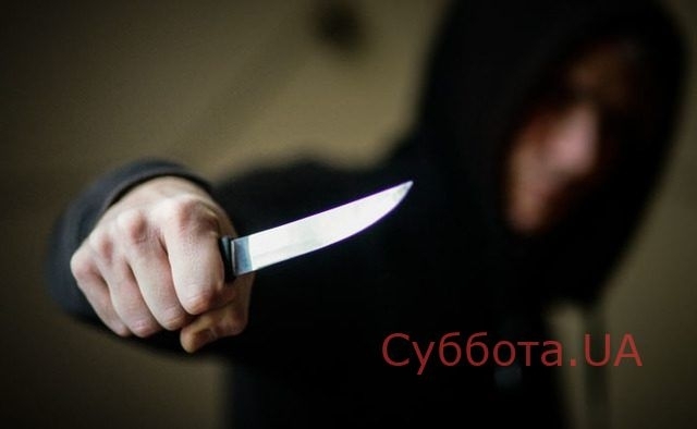В Запорожской области преступники вломились в квартиру к женщине и угрожали ей, требуя деньги Фото № 0 В Запорожской области преступники вломились в квартиру к женщине и угрожали ей, требуя деньги Фото № 0
