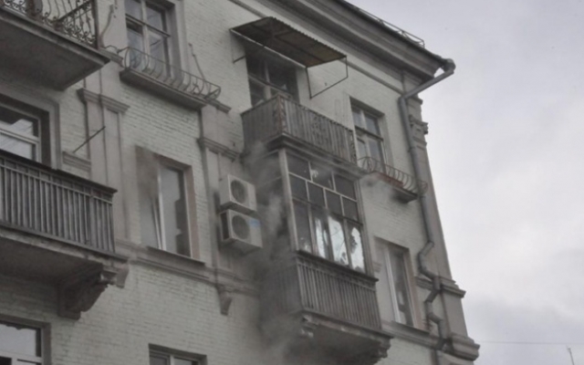 В центре Запорожья горела многоэтажка (ФОТО) Фото № 2 В центре Запорожья горела многоэтажка (ФОТО) Фото № 2