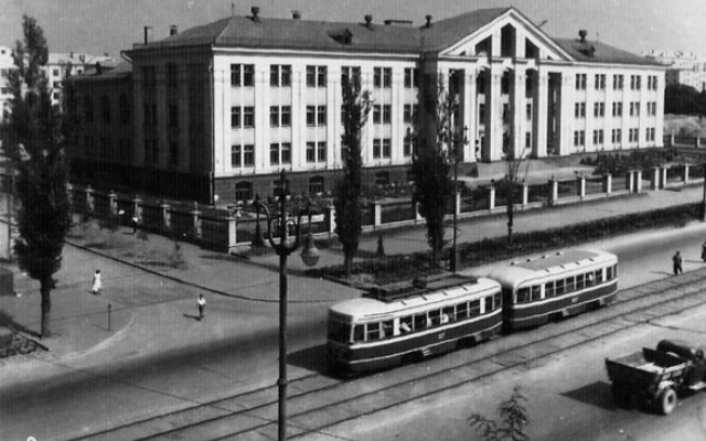 Известный запорожец показал историю городского трамвая на снимках (ФОТО) Фото № 4 Известный запорожец показал историю городского трамвая на снимках (ФОТО) Фото № 4
