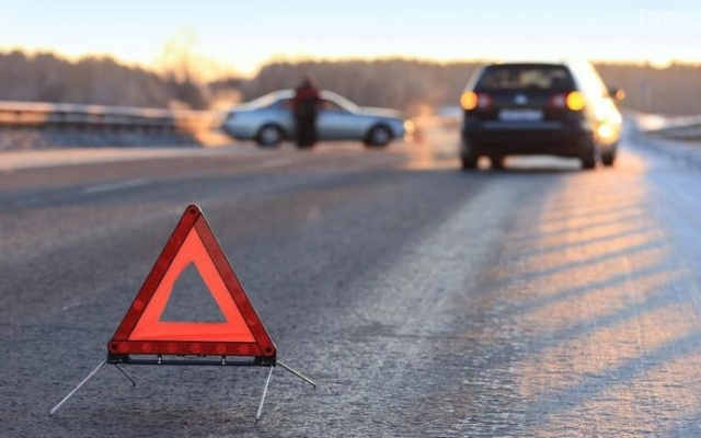 В Запорожье в результате ДТП на острове Хортица пострадал ребенок Фото № 0 В Запорожье в результате ДТП на острове Хортица пострадал ребенок Фото № 0
