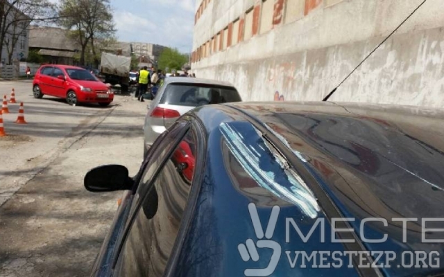 Появились фото страшного ДТП в Запорожье: Пассажир остался без головы Фото № 5 Появились фото страшного ДТП в Запорожье: Пассажир остался без головы Фото № 5