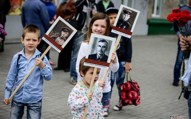 Нелегкий день в Мелитополе: Драки, потасовки и перепалки Фото № 13 Нелегкий день в Мелитополе: Драки, потасовки и перепалки Фото № 13