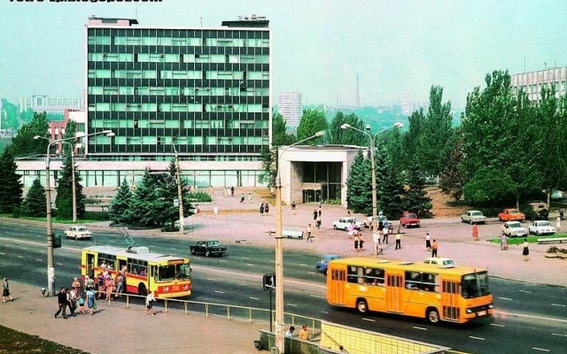 Как выглядела площадь Пушкина в 1975 году (ФОТО) Фото № 0 Как выглядела площадь Пушкина в 1975 году (ФОТО) Фото № 0