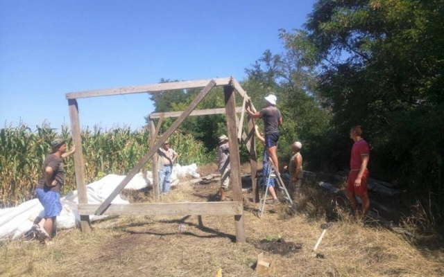 В Запорожской области в кургане обнаружили останки средневекового всадника (ФОТОРЕПОРТАЖ) Фото № 2 В Запорожской области в кургане обнаружили останки средневекового всадника (ФОТОРЕПОРТАЖ) Фото № 2