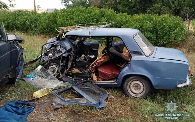 Под Запорожьем пьяный водитель совершил ДТП со смертельным исходом (ФОТО) Фото № 0 Под Запорожьем пьяный водитель совершил ДТП со смертельным исходом (ФОТО) Фото № 0