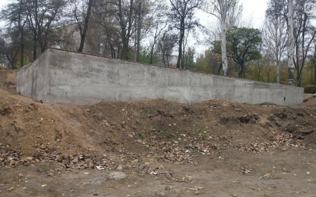 В Запорожье уже два месяца «стоит» реконструкция пляжа (ФОТО Фото № 5 В Запорожье уже два месяца «стоит» реконструкция пляжа (ФОТО Фото № 5