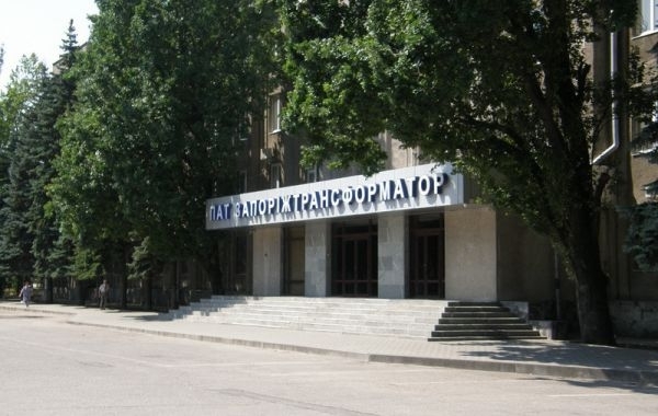 После ЧП на заводе слесаря увезли в больницу Фото № 0 После ЧП на заводе слесаря увезли в больницу Фото № 0