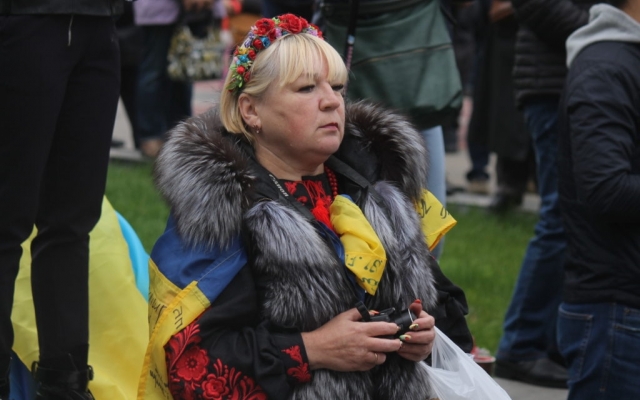 Массовая акция против «формулы Штайнмайера»: полтысячи запорожцев вышли на Майдан (ФОТО) Фото № 6 Массовая акция против «формулы Штайнмайера»: полтысячи запорожцев вышли на Майдан (ФОТО) Фото № 6
