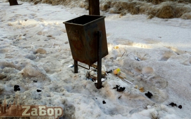 Коммунальные службы взяли автомобили запорожан в снежный Коммунальные службы взяли автомобили запорожан в снежный