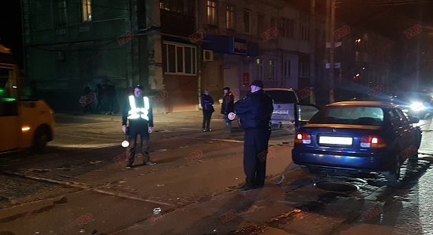 Серьезное ДТП на запорожском курорте: В полиции опубликовали видео Фото № 3 Серьезное ДТП на запорожском курорте: В полиции опубликовали видео Фото № 3